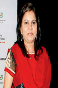  Sadhana Sargam